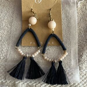Plunder earrings